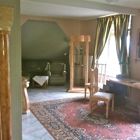 B&B Hotel Domaene Neu Gaarz Hotel Jabel