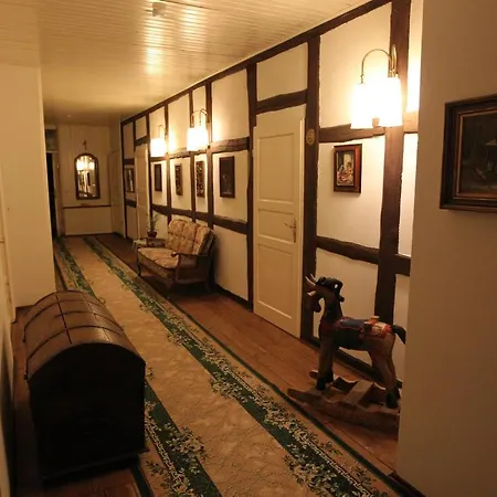 B&B Hotel Domaene Neu Gaarz Hotel 2*