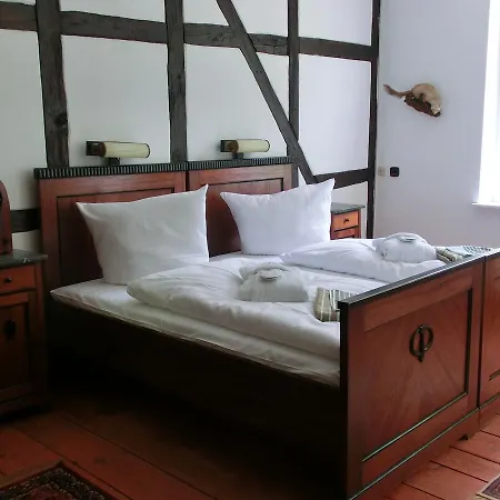 Domane Neu Gaarz 2*