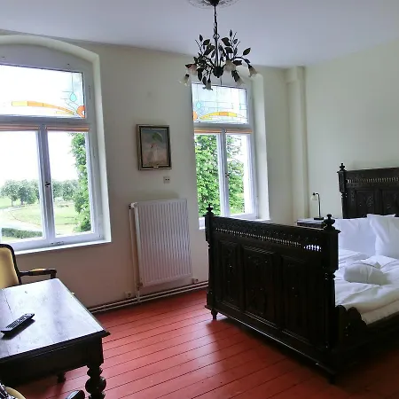 Hotel B&B Hotel Domaene Neu Gaarz Jabel
