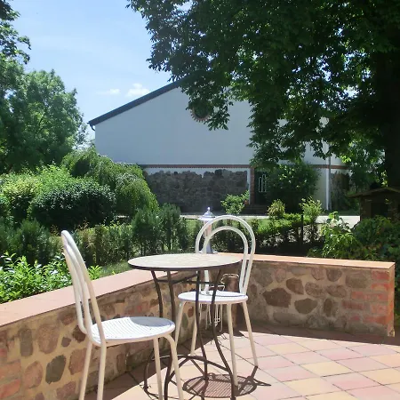 Hotel Domane Neu Gaarz 2*