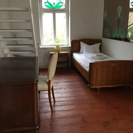 Domane Neu Gaarz Hotel